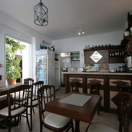 Philippi Hotel 2*